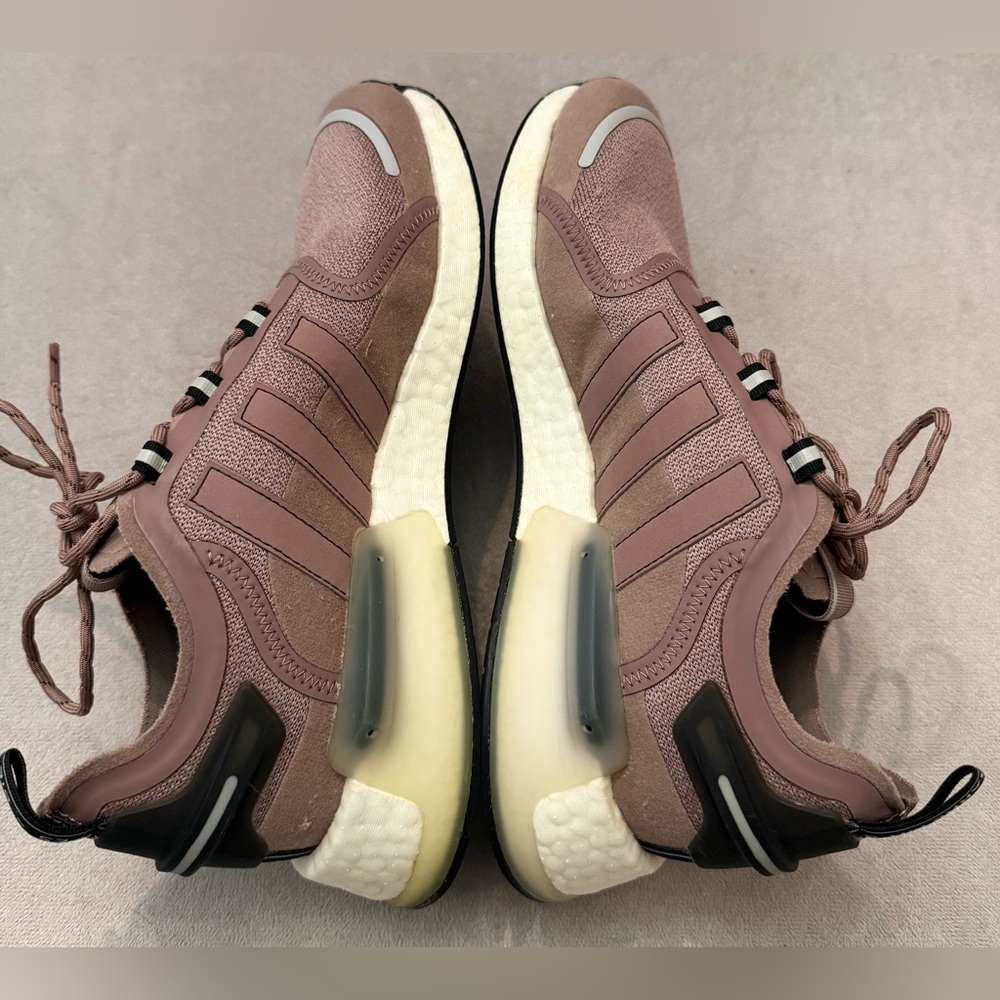 Adidas Originals NMD_V3 Women’s Size 9 Pink Running Sneakers Boost